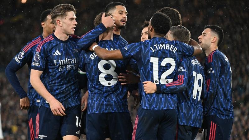 3-2大逆转！AC米兰争冠有戏：3连胜登顶+13轮不败，榜首3强差1分